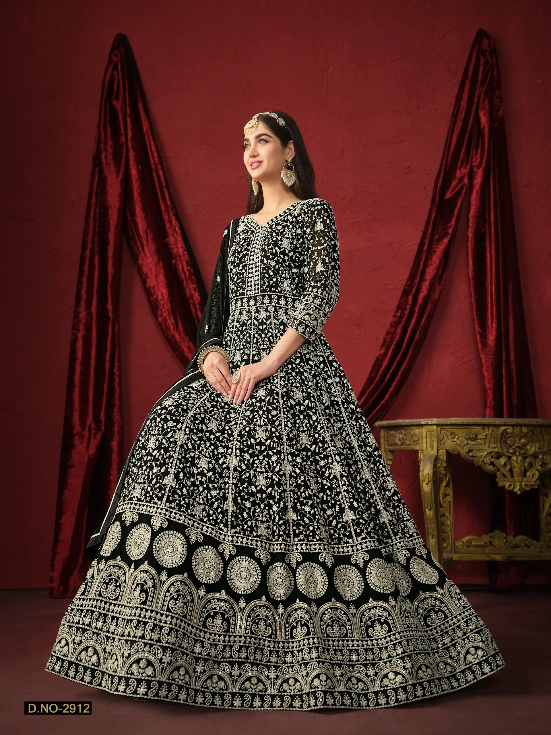 Beautiful Designer Party Wear Georgette Silk Salwar Suit
