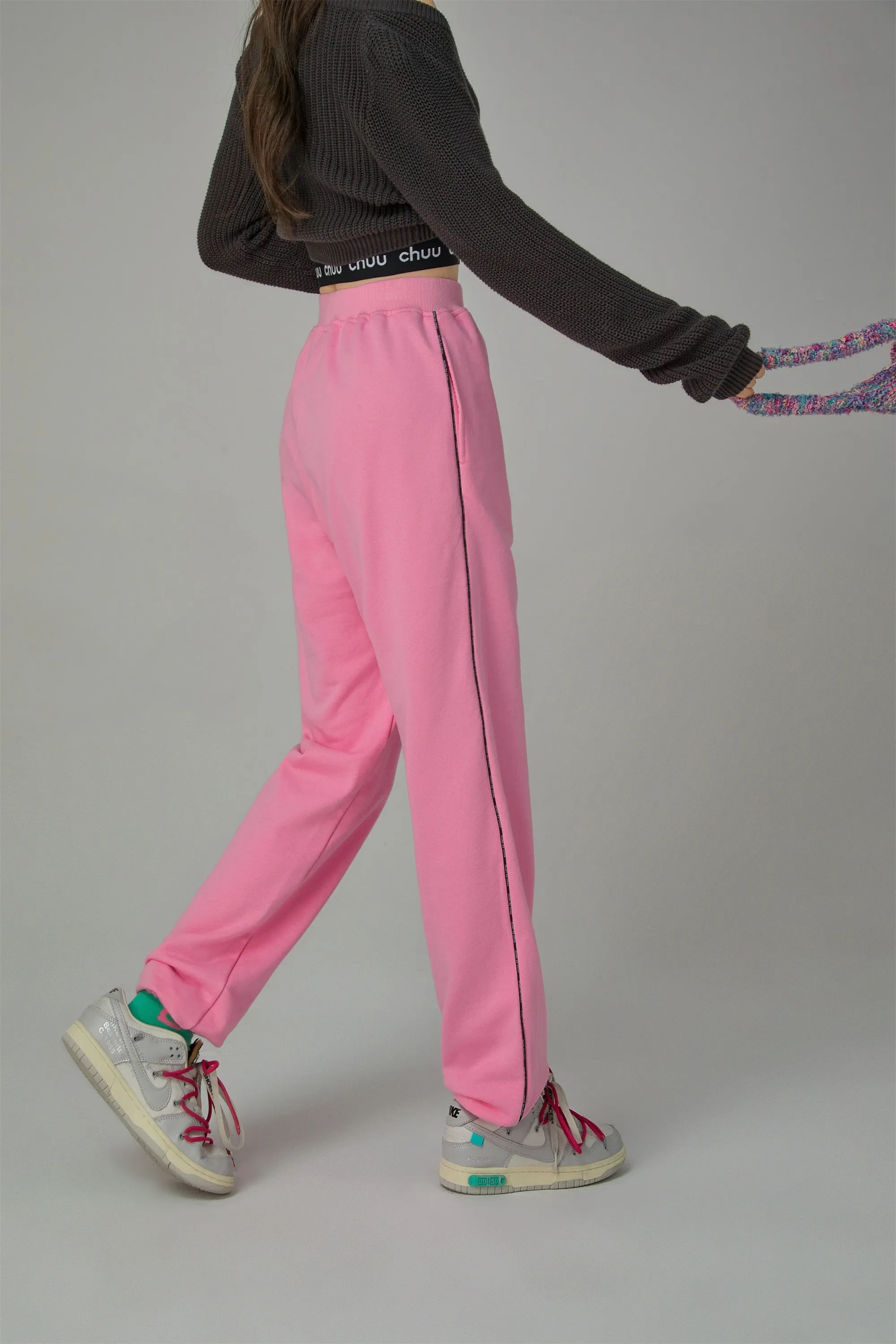 Chuu Girl Jogger Pants