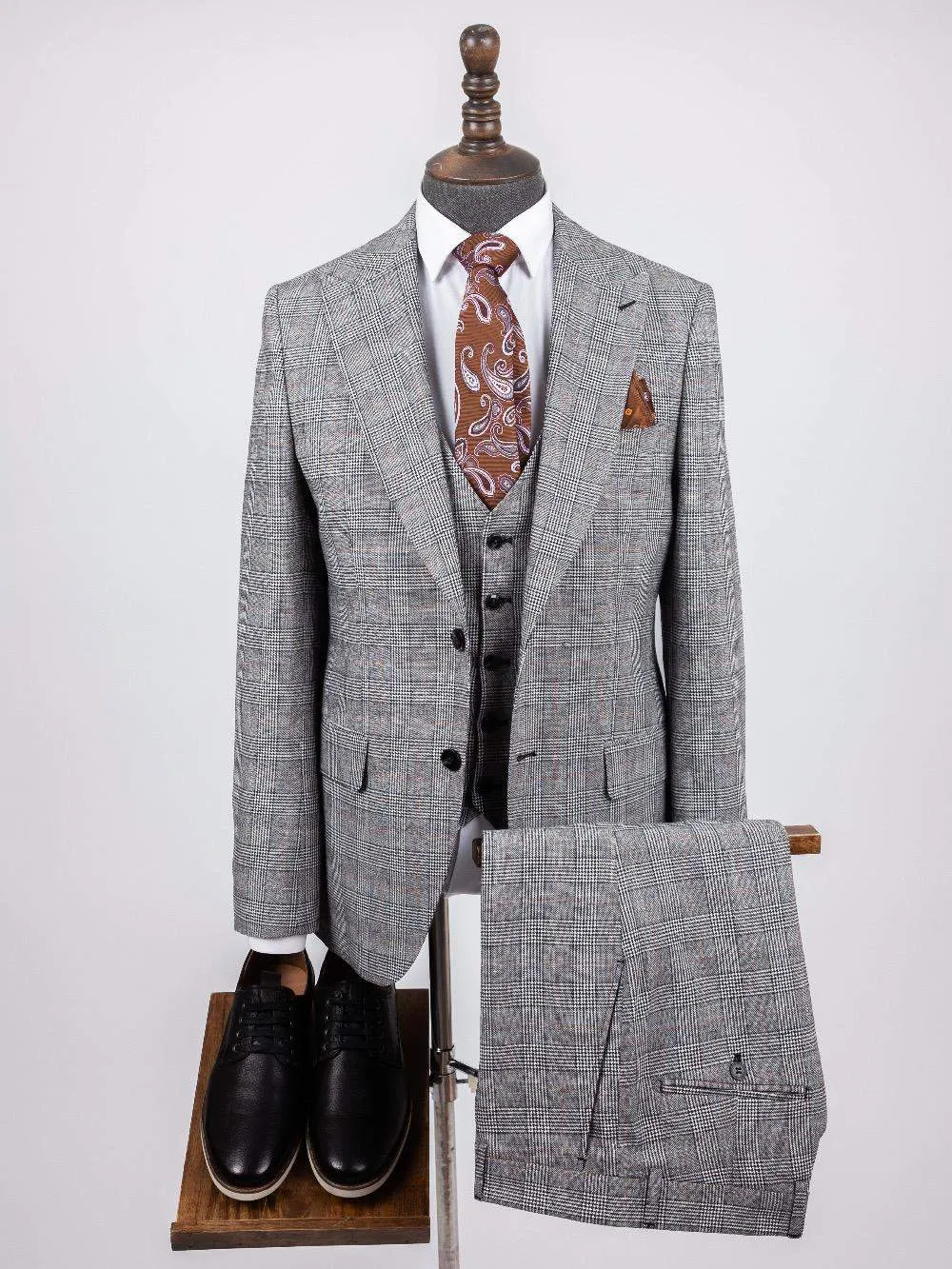 Glow Grey Linen Suit